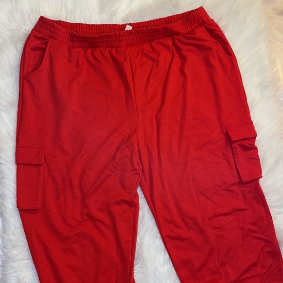 J. ELISE BOUTIQUE PLUS SIZE RED FITTED CARGO JOGGERS SWEATPANTS - Picture 13 of 13